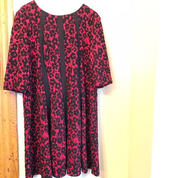 Gabby Skye Dress - Picture 1 of 5